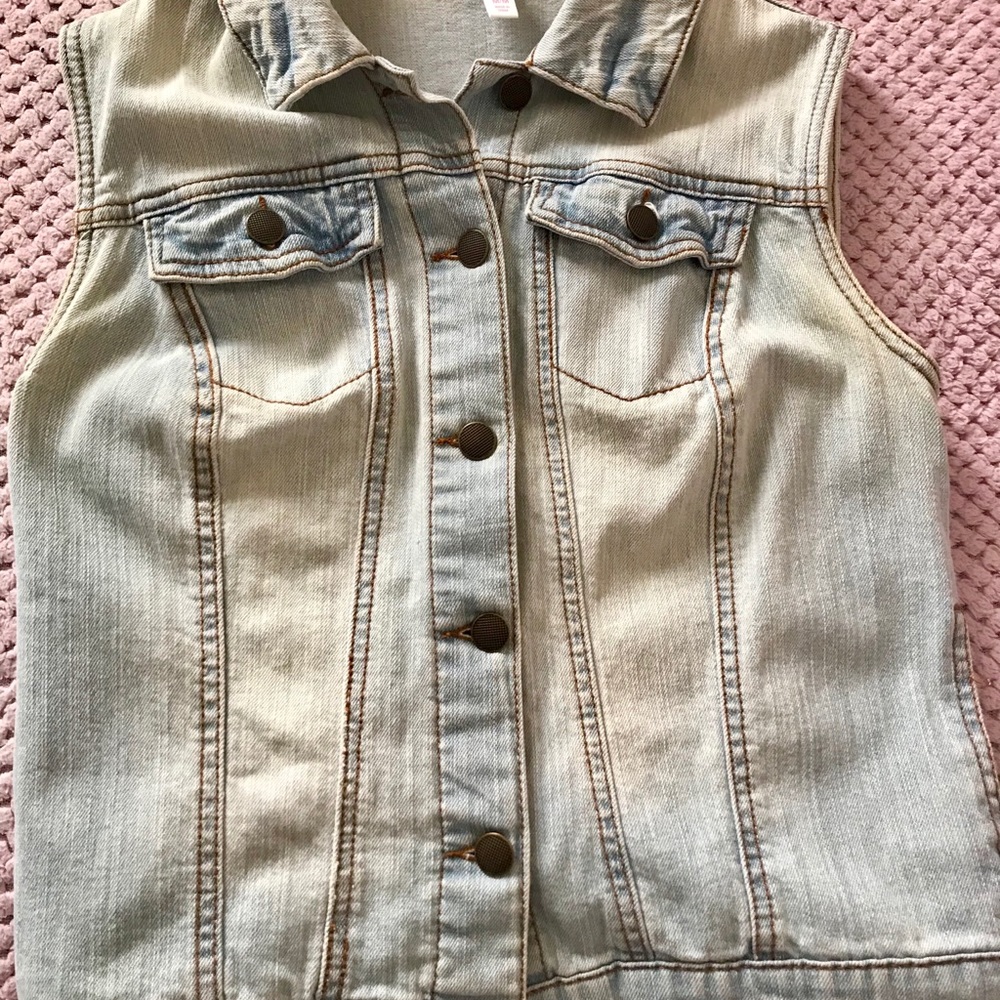 Jacket sleeveless - Picture 4 of 4
